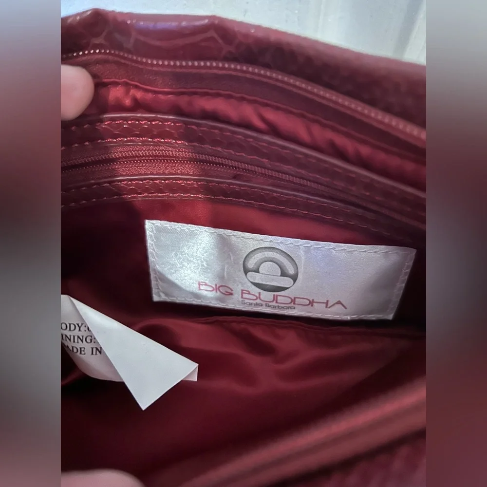 NWOT Big Buddha burgundy faux croc wristlet purse with bow - Picture 4 of 5